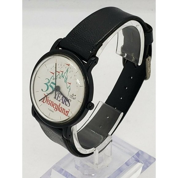 Vintage Lorus V511 Disneyland Watch main image 4